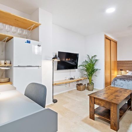 מאלגה Modern And Comfortable Studio מראה חיצוני תמונה